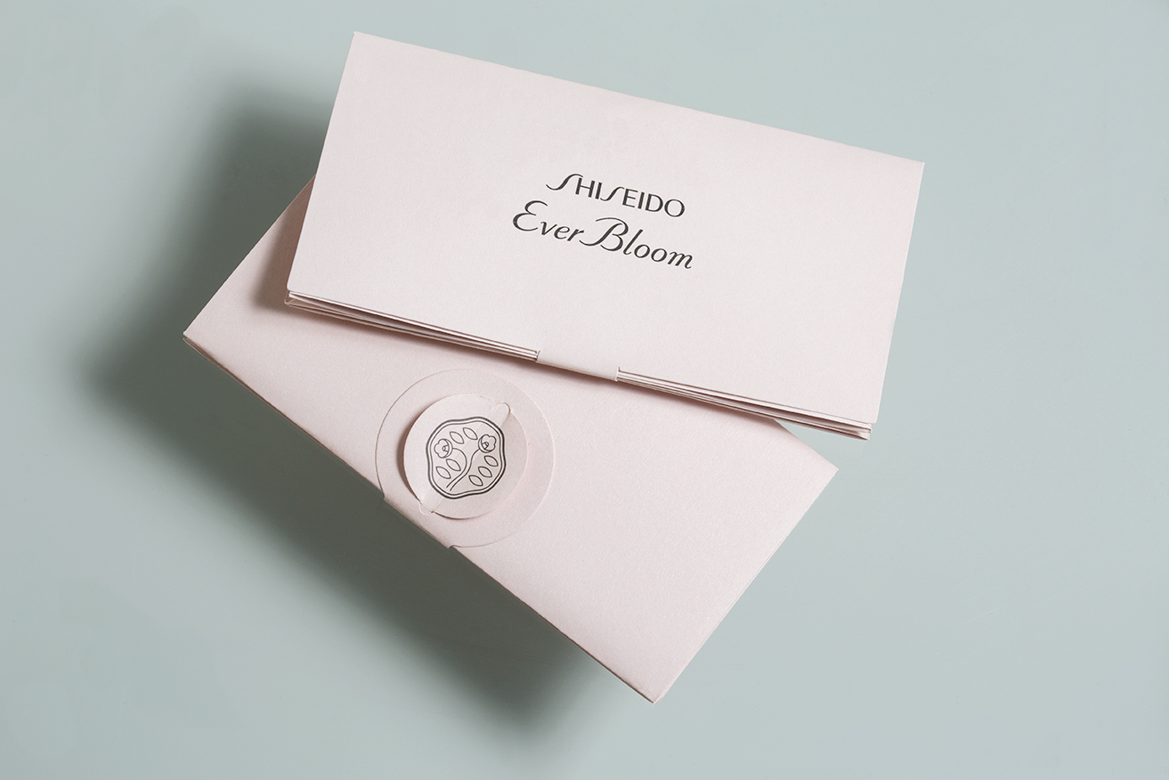 Les Petites Mouillettes : les mouillettes pop-up Shiseido Everbloom